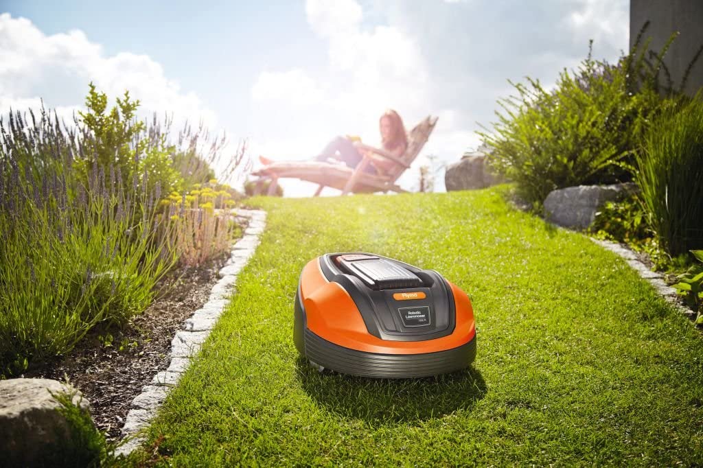 500 GO Robotic Lawn Mower
