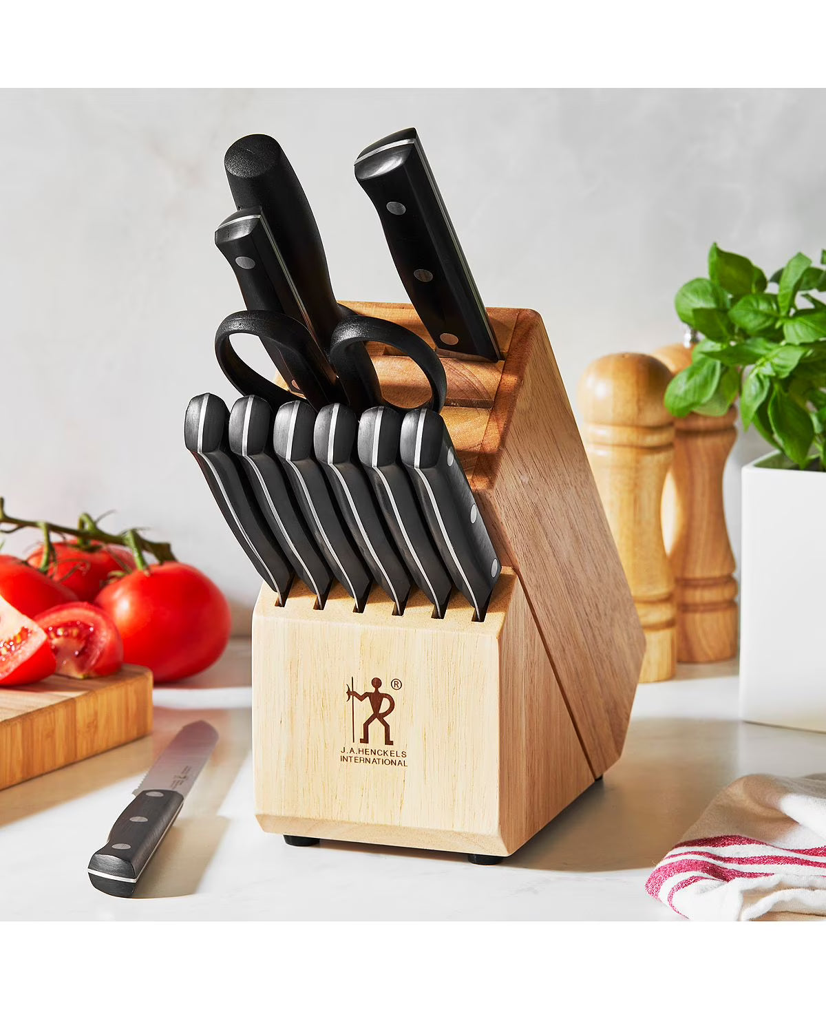 Henckels Dynamic 12-Piece Knife Block Set - Natural