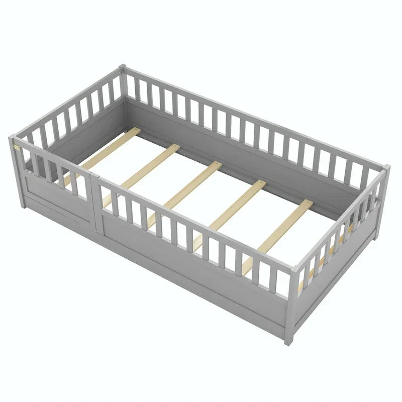Montessori wooden children's floor bed with Support slat