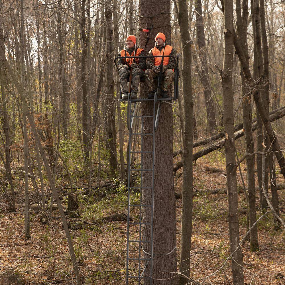 Lockdown 21 ft. 2-Man Ladder Treestand LD202E